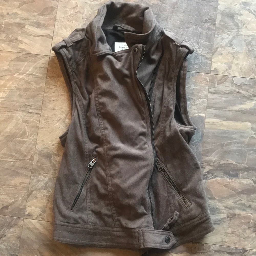 Abercrombie and Fitch vest